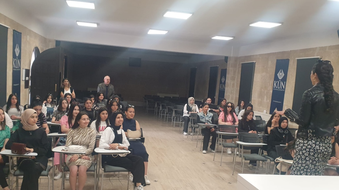 Okulumuz Hasta ve Yaşlı Hizmetleri Alanı Kapadokya Üniversitesi'ne Gezi Düzenledi